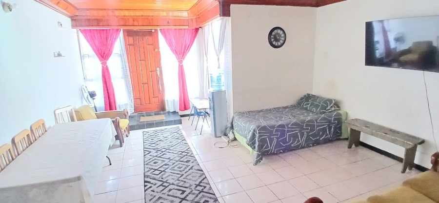 5 Bedroom Property for Sale in Westridge Western Cape